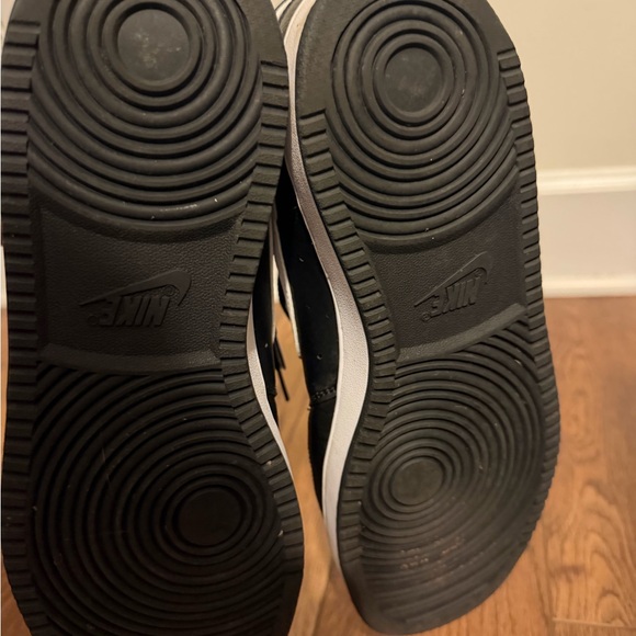 Nike Men's Court Vision Black and White Sneakers - Picture 6 of 8